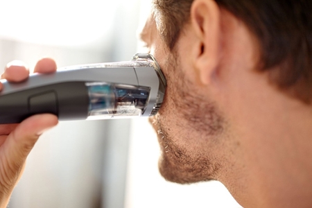 Philips Beardtrimmer Series 7000 BT7210/15 Barttrimmer mit Absauger