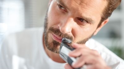 Philips Beardtrimmer Series 7000 BT7210/15 Barttrimmer mit Absauger