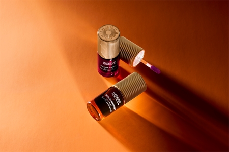 Physicians Formula Bronze Booster Sun Tint cor nos lábios e maçãs do rosto