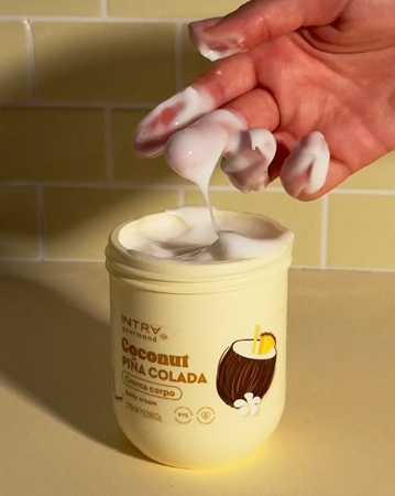 Phytorelax Laboratories Intra Gourmand Coconut Piñacolada crème hydratante corps