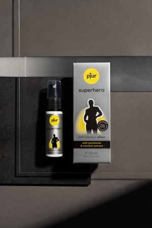 Pjur Superhero Performance Spray sprej na penis