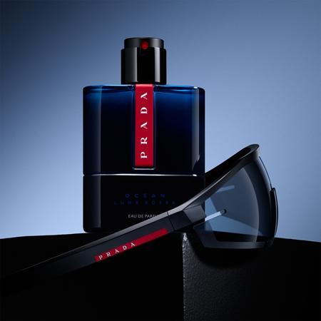 【週末限定値下げ中】PRADA Luna Rossa Ocean 50ml Prada Luna Rossa Ocean woda perfumowana dla mężczyzn | notino.pl