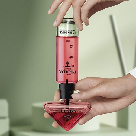 Prada Paradoxe Radical Essence parfüm hölgyeknek