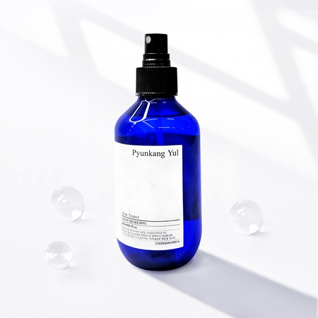Pyunkang Yul Essential Mist Toner tonizująca mgiełka do twarzy intensywnie nawilżający