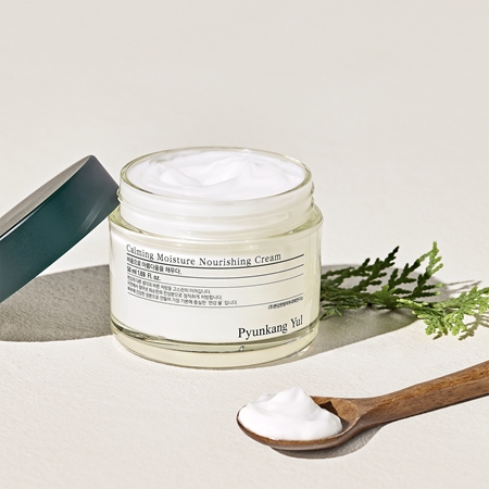 Pyunkang Yul Calming Moisture Nourishing Cream kojący krem nawilżający dla wzmocnienia bariery ochronnej skóry