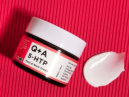 Q+A 5-HTP zpevňující protivráskový krém na obličej
