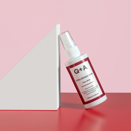 Q+A Hyaluronic Acid spray refrescante para rosto