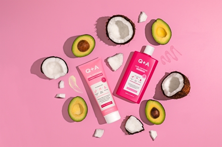 Q+A Curl Defining hydrating and curl defining shampoo