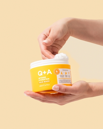 Q+A Intense Hydration Intense Hydrating Mask for hair