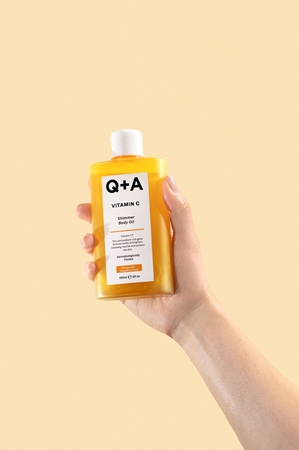 Q+A Vitamin C trblietavý olej na telo