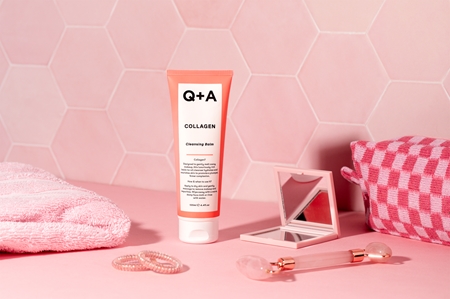Q+A Collagen Makeup Removing Cleansing Balm with nourishing effect