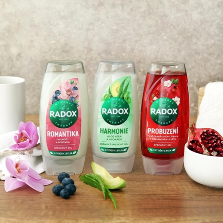 Radox Romantic Orchid & Blueberry finom tusolókrém