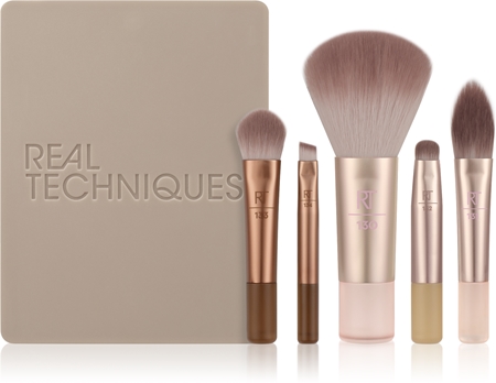 Real Techniques New Nudes On The Glow Mini Brush Kit Brush Set for travelling