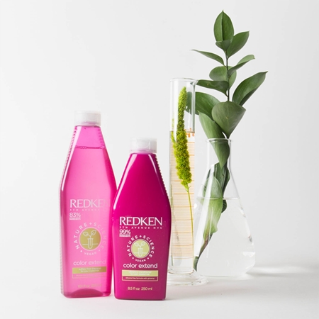 Redken Nature+Science Color Extend Purifying Shampoo For Damaged And Colored Hair