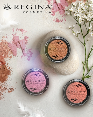 Regina OLD LOVE 1954 blush compact