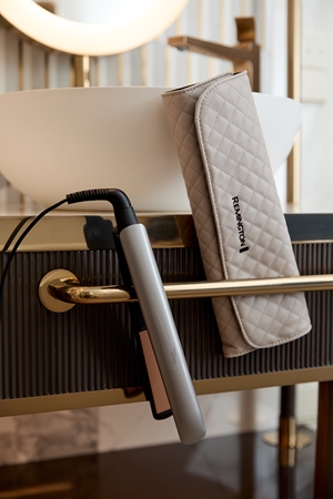 Remington Keratin Therapy S8590 Hair Straightener