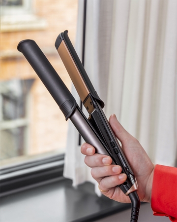 Remington ONE Straight and Curl S6077 Hair Straightener + sleeve