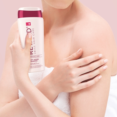 Revalid Anti-Aging Shampoo shampoo detossinante per un cuoio capelluto sano