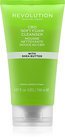 Revolution Skincare CBD απαλή καθαριστική κρέμα