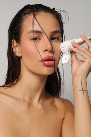 Revuele Sunprotect Tinted Face Cream crème teintée protectrice SPF 50+
