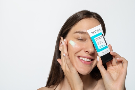 Revuele Niacinamide Face Mask masque purifiant pour éliminer les excès de sébum et les pores