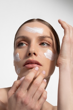 Revuele Double Hyaluron + B5 Moisturizer drėkinamasis švelninamasis kremas nuo raukšlių