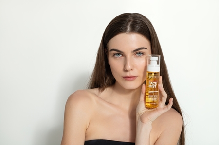 Revuele Face Mist Balancing Toning Facial Mist with moisturising effect