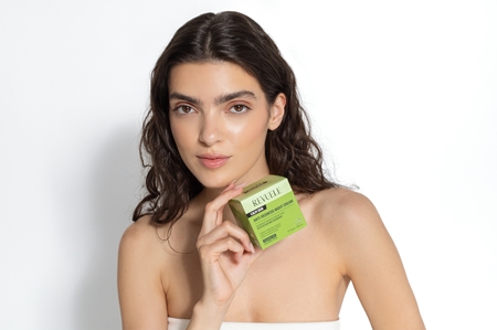 Revuele Calm Skin Anti-Redness crème de nuit pour restaurer la barrière cutanée