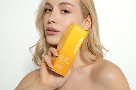 Revuele Luminize rozjasňujúci fluid SPF 20