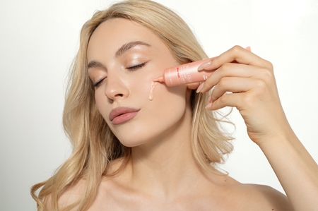 Revuele Luminize λαμπρυντικό υγρό SPF 20