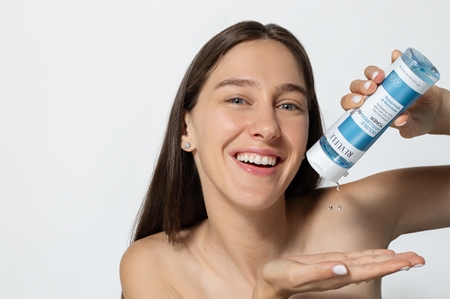 Revuele Double Hyaluron + B5 Toner lotion tonique hydratante avec effet revitalisant