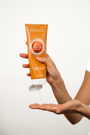 Revuele Nutty Caramel Snug Fragranced Nourishing Body Cream Nourishing Body Cream