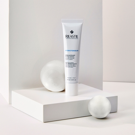 Rilastil Hydrotenseur Light Cream with anti-wrinkle effect