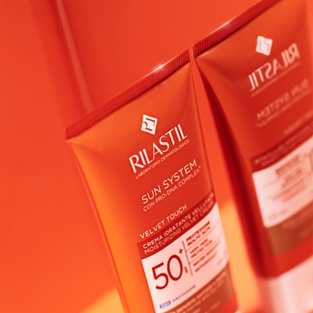 Rilastil Sun System Velvet Touch crème teintée protectrice visage SPF 50+
