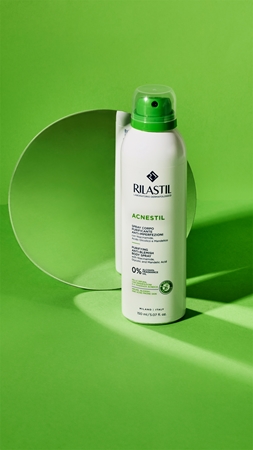 Rilastil Acnestil spray corporel anti-acné