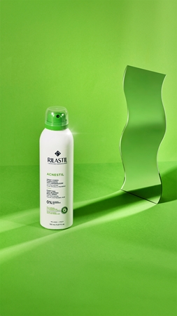 Rilastil Acnestil spray corporel anti-acné