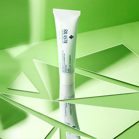 Rilastil Acnestil Attiva (+) Face Cream to treat skin imperfections