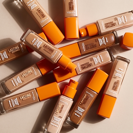 Rimmel Lasting Radiance Illuminating Foundation SPF 25