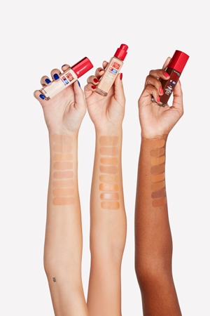 Rimmel Lasting Finish 35H Hydration Boost fondotinta idratante SPF 20