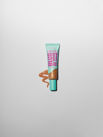 Rimmel Kind & Free Blur It Out лек хидратиращ фон дьо тен SPF 20