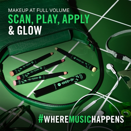 Rimmel Glow Stick tvářenka v tyčince