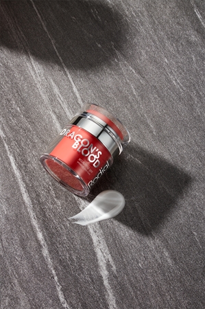 Rodial Dragon's Blood Sculpting gel remodellierendes Gel mit regenerierender Wirkung