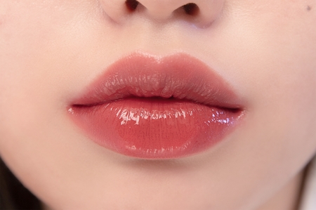 rom&nd Juicy Lasting vysoce pigmentovaný lesk na rty