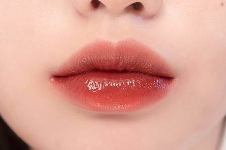 rom&nd Juicy Lasting vysoce pigmentovaný lesk na rty