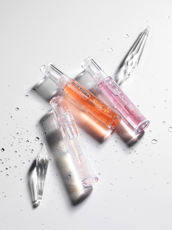 rom&nd Glasting Water Gloss zářivý lesk na rty se třpytkami