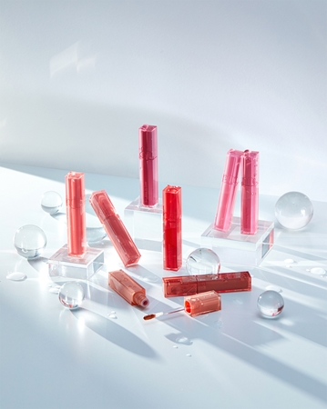 rom&nd Dewy Ful Water Tint dlouhotrvající lesk na rty