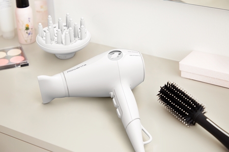 Rowenta Volumizer CV6130F0 sušilnik za lase