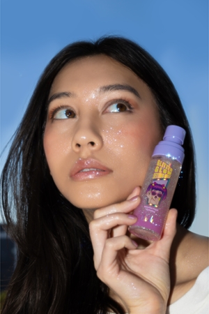 Rude Cosmetics Glitter Glow spray utrwalający makijaż z brokatem