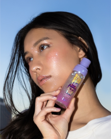 Rude Cosmetics Glitter Glow spray utrwalający makijaż z brokatem