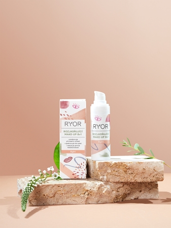 RYOR Decorative Care Illuminating Foundation 8-in-1